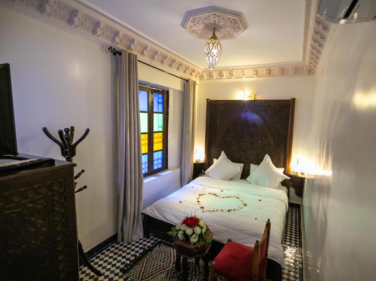 Riad Anis เฟส ภายนอก รูปภาพ
