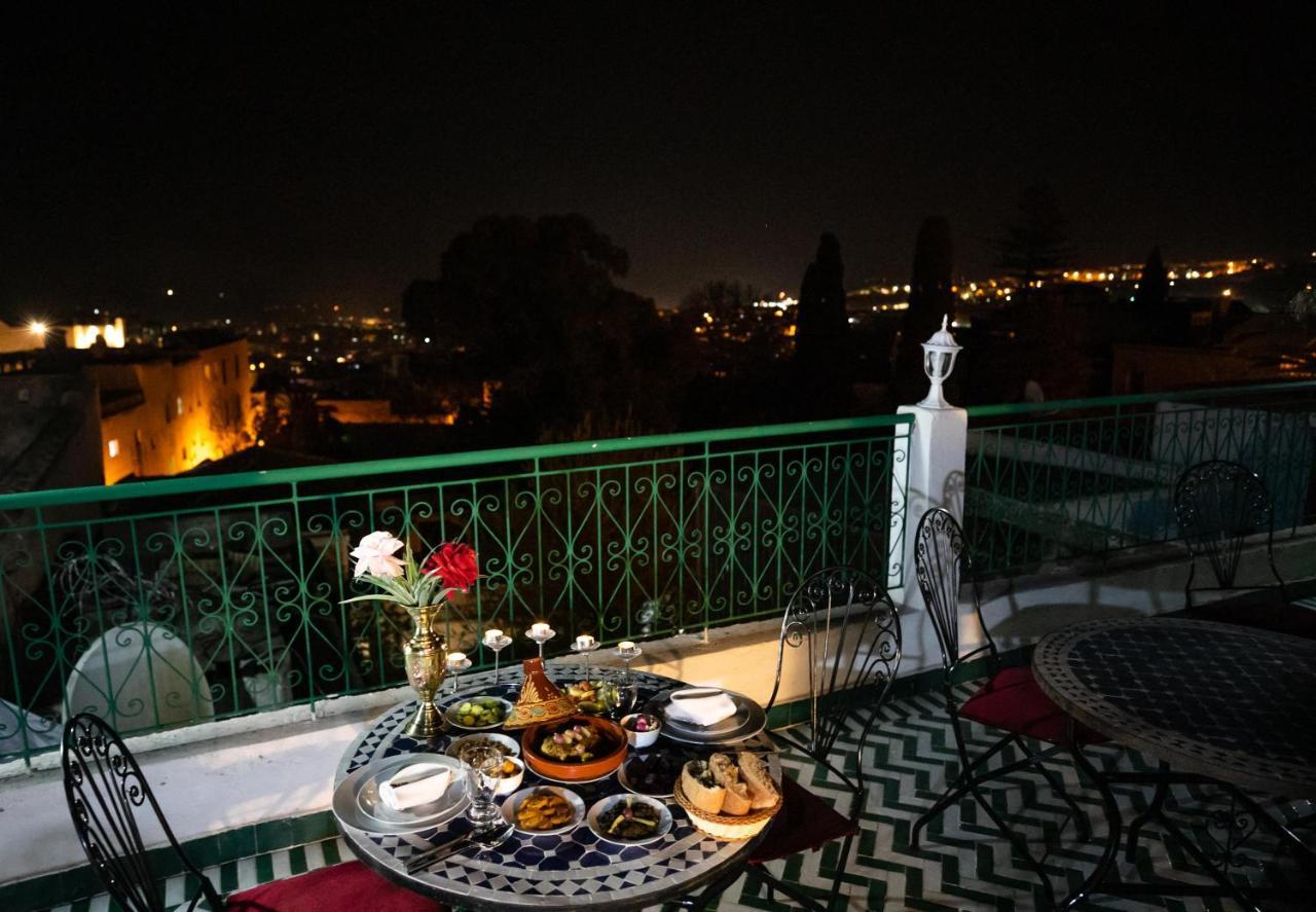 Riad Anis เฟส ภายนอก รูปภาพ