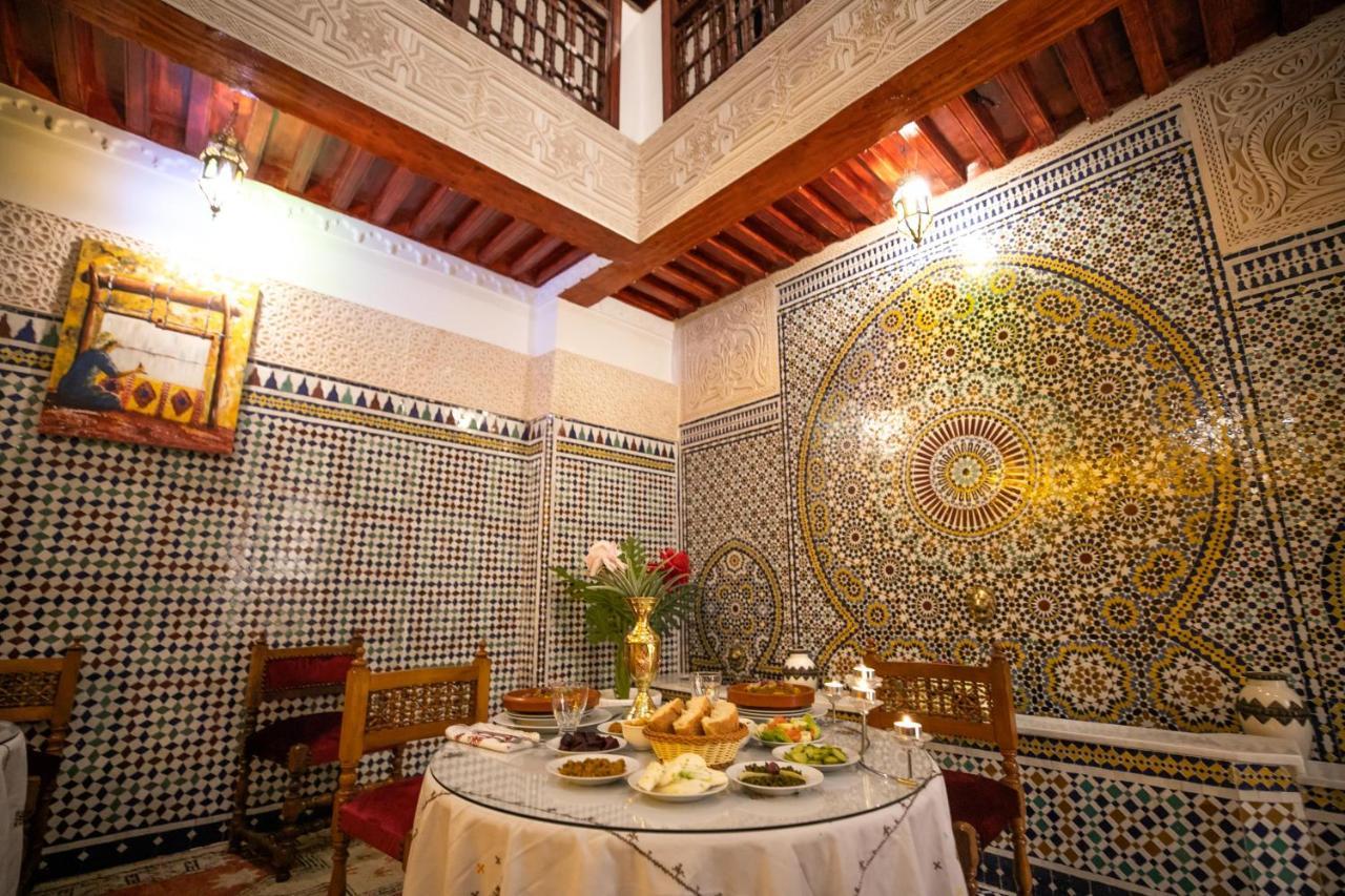 Riad Anis เฟส ภายนอก รูปภาพ