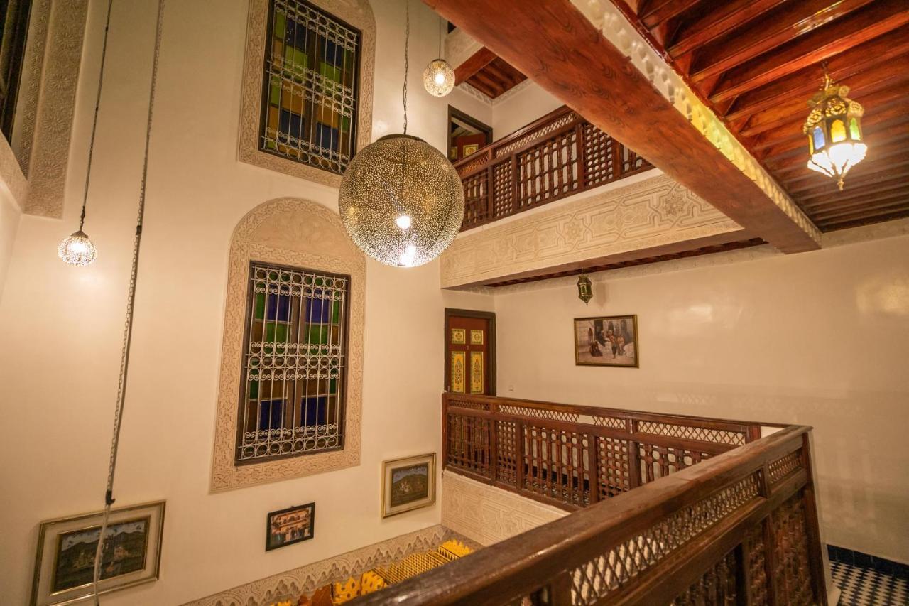 Riad Anis เฟส ภายนอก รูปภาพ