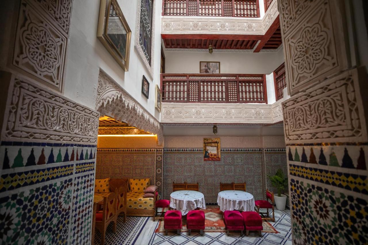 Riad Anis เฟส ภายนอก รูปภาพ