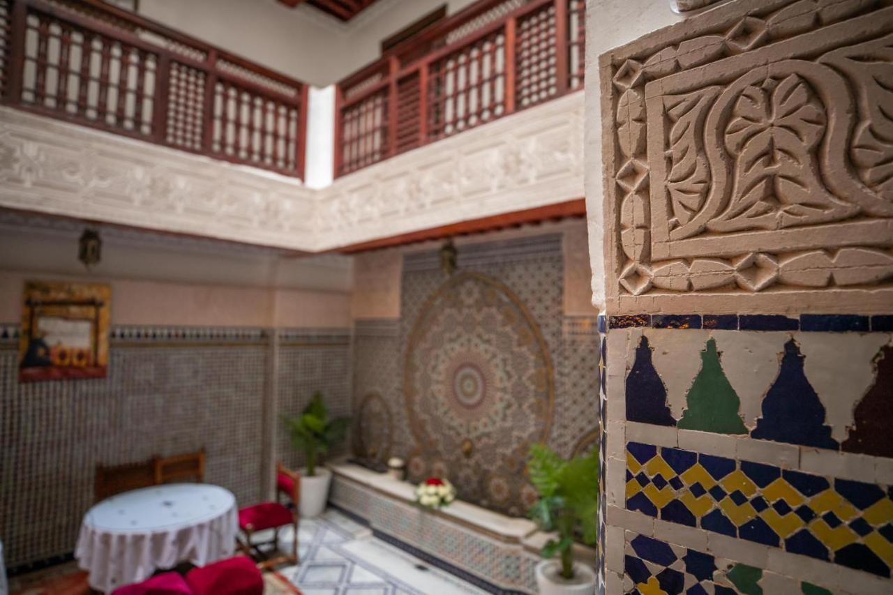 Riad Anis เฟส ภายนอก รูปภาพ