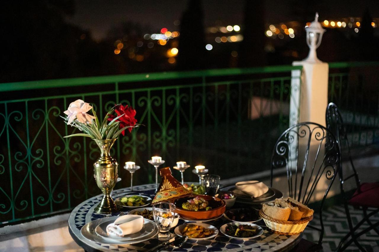 Riad Anis เฟส ภายนอก รูปภาพ