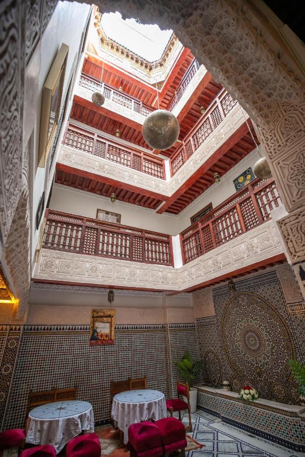 Riad Anis เฟส ภายนอก รูปภาพ